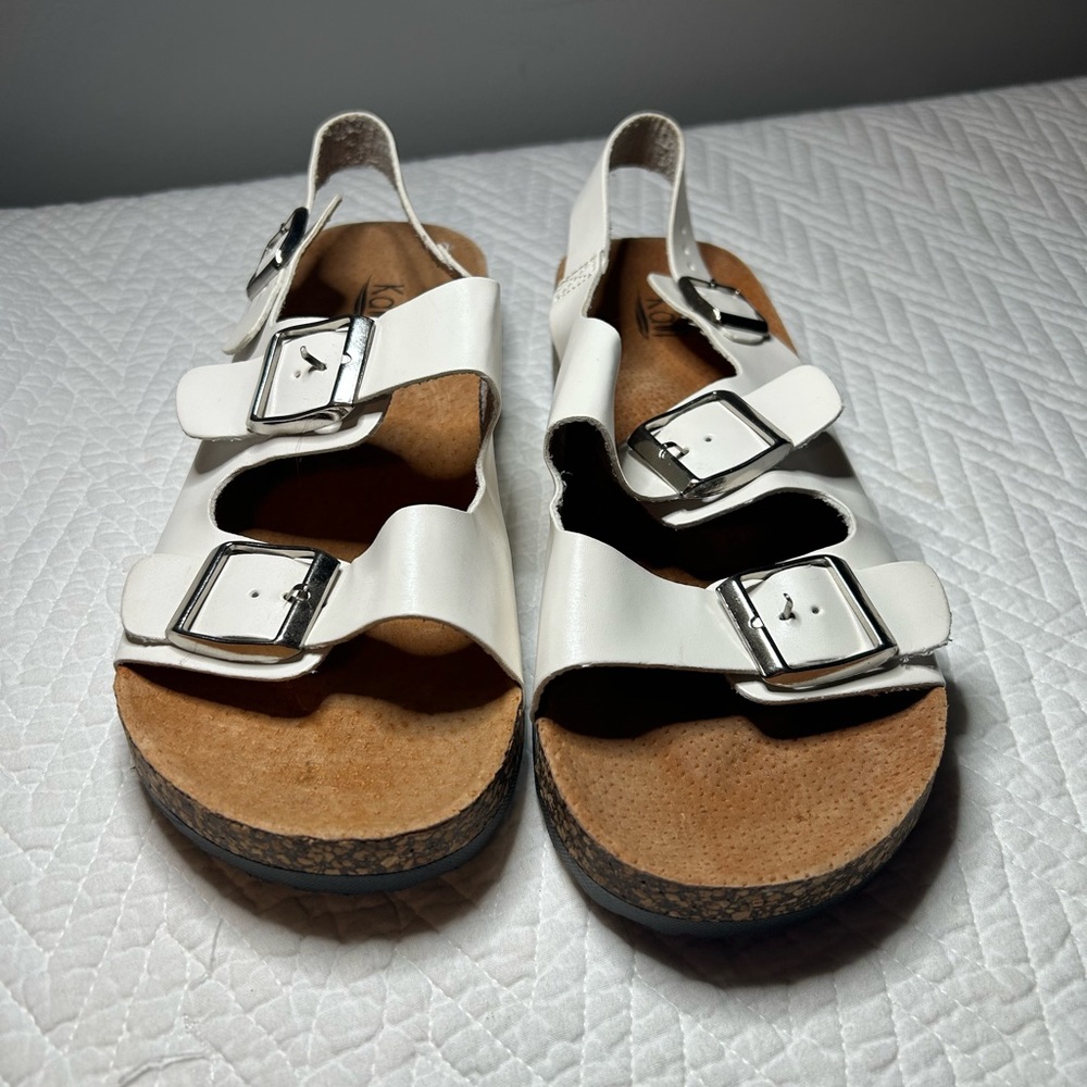 Kali women’s white sandals size 9 new double buckle cork - Picture 1 of 8